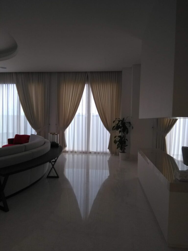 Curtain installation by Dubai Curtain Experts – photo 15
