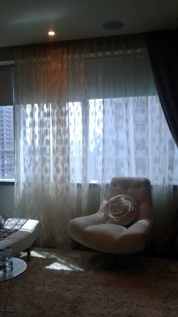 Curtain installation in Dubai – photo 9
